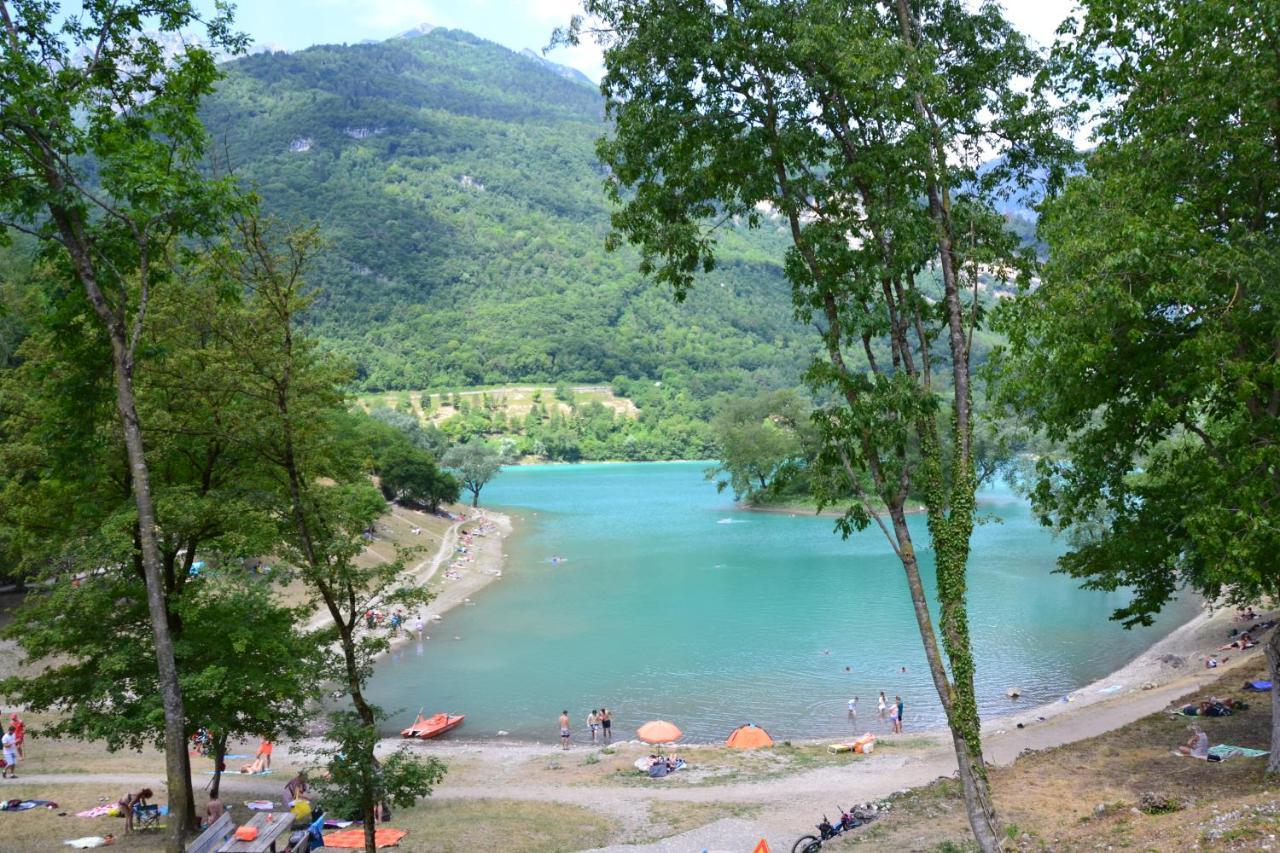 Tenno Appartamenti Garda Lake Extérieur photo